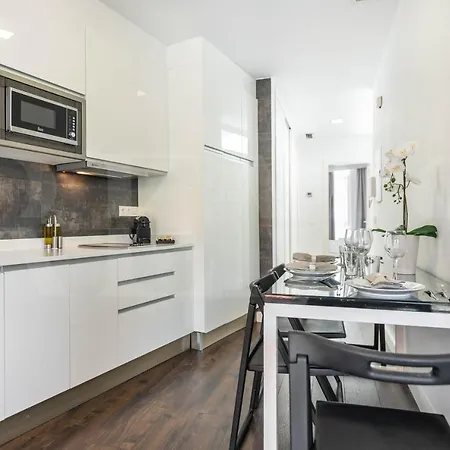 Spacious Duplex With Terrace By Picasso Museum By Rems Apartmán