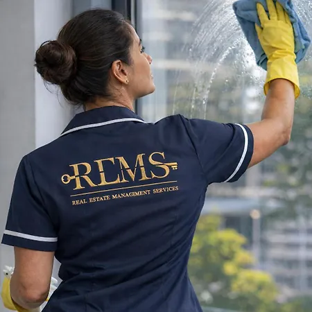 The Genius Picasso-inspired Rems * مالقة