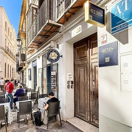 The Genius Picasso-inspired Rems Lejlighed Málaga