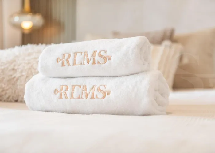 The Genius Picasso-inspired Rems * Málaga