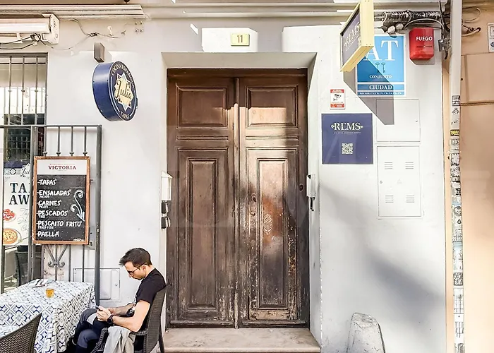 The Genius Picasso-inspired Rems Málaga