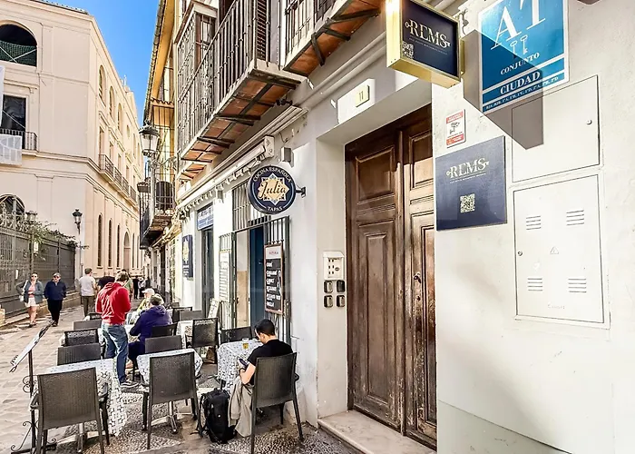 The Genius Picasso-inspired Rems Lejlighed Málaga